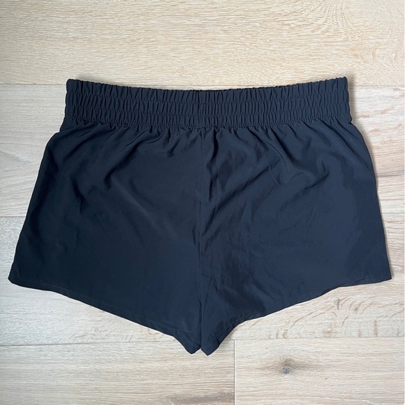 R. Sofia Shorts black lined Sz XL high rise 3” shorts *F16 - Picture 3 of 3